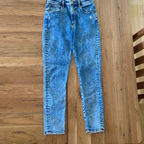 A&F The Super Skinny Ankle High Rise - Picture 2 of 7